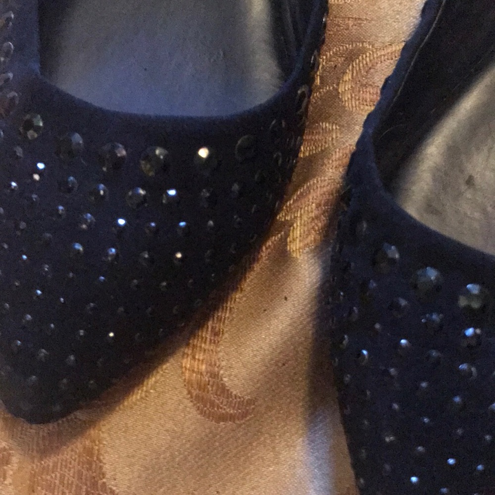 Really Cute Started Bcbg Generation Flats - image 7